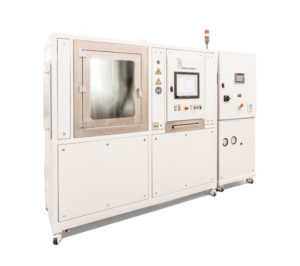 Function test bench with closed test chamber for automotive heating and cooling units and battery simulation